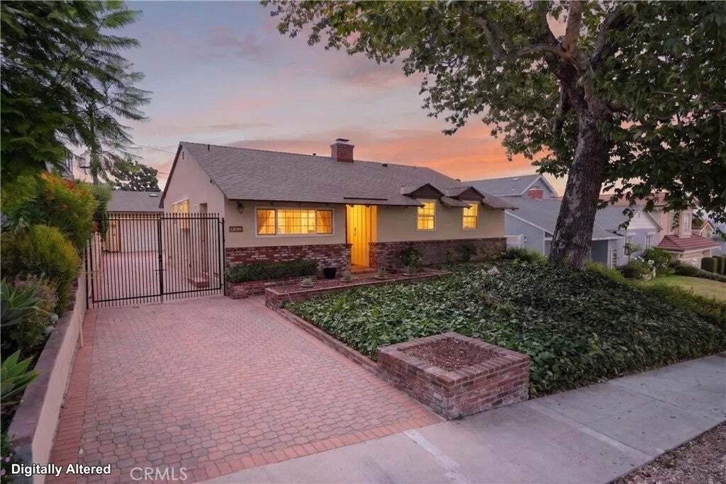House in Burbank, California, United States 1 - 18543244