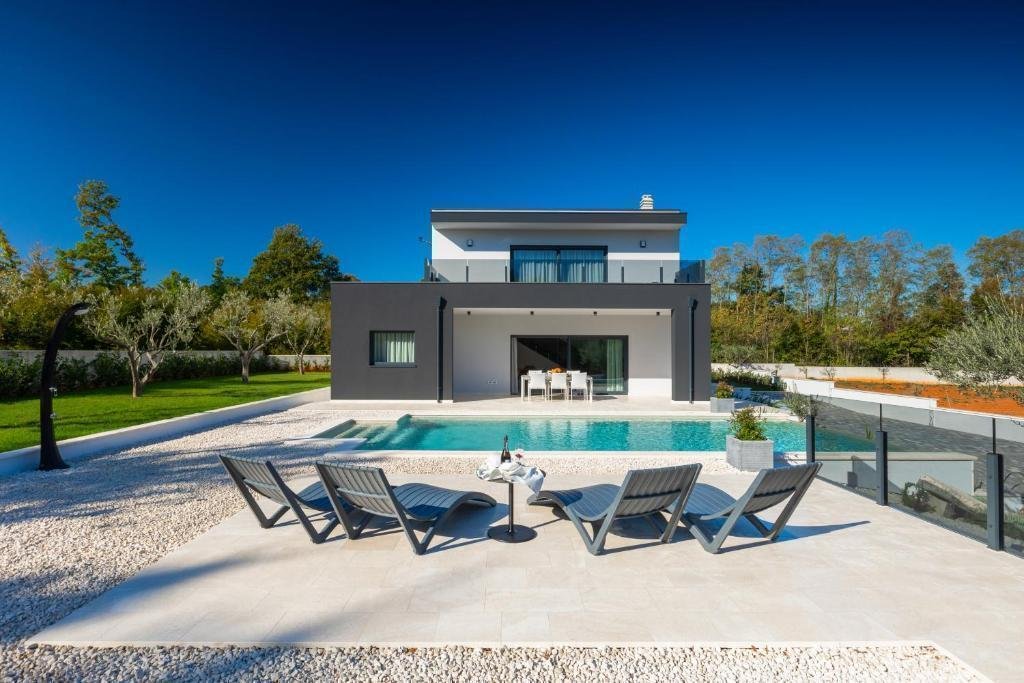 Villa in Barban, Istria County, Croatia 2 - 18541505