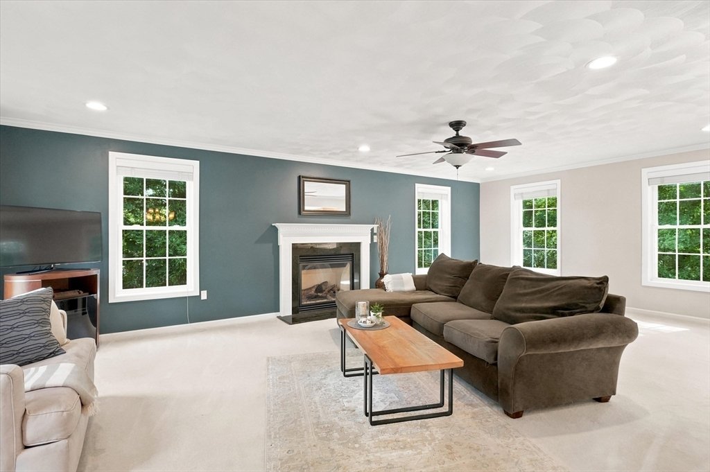 House in Georgetown, Massachusetts, United States 3 - 18543603