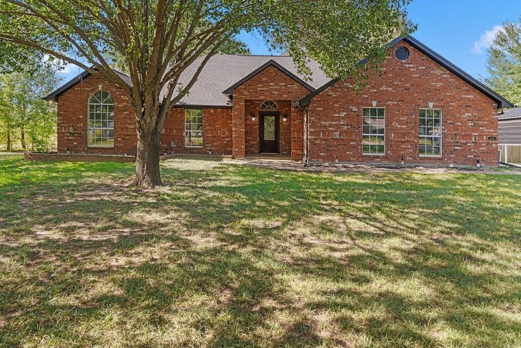 House in Van, Texas, United States 1 - 18543318