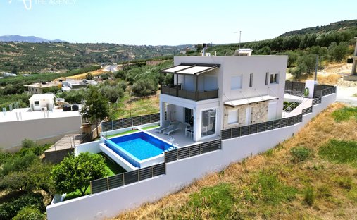 Villa en Community of Gazi-Kavrochorion, Gazi, Grecia 1