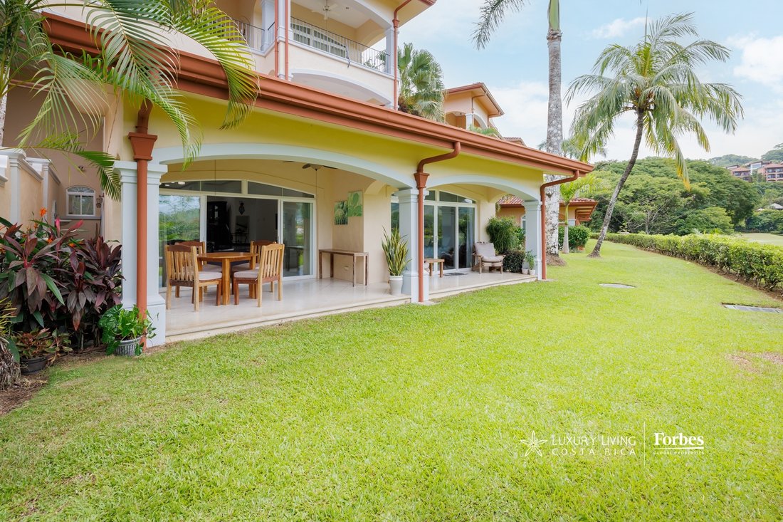 Apartment in Playa Herradura, Puntarenas Province, Costa Rica 1 - 18541845