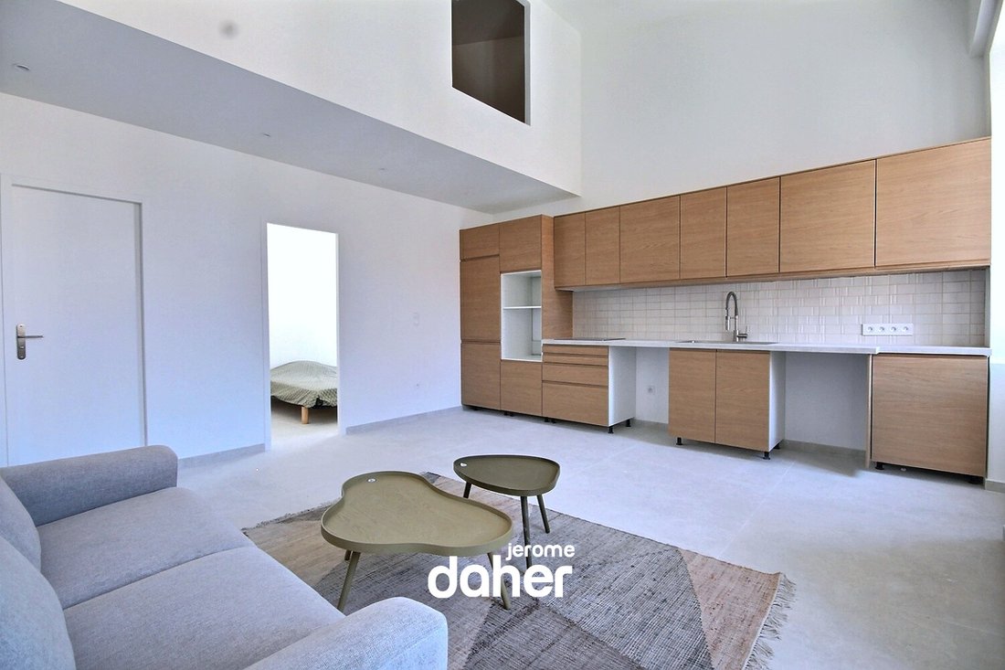 Apartment in Pointe Rouge, 8e Arrondissement, Marseille 2 - 17400760