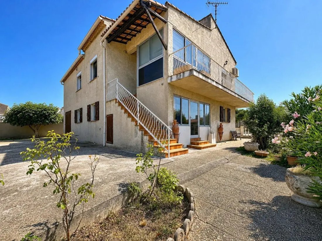 House in Trets, Provence-Alpes-Côte d'Azur, France 1 - 18540040