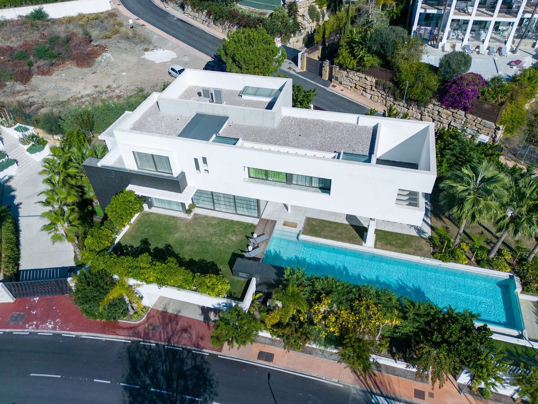 Villa in Benahavis, Andalusia, Spain 4 - 18540287