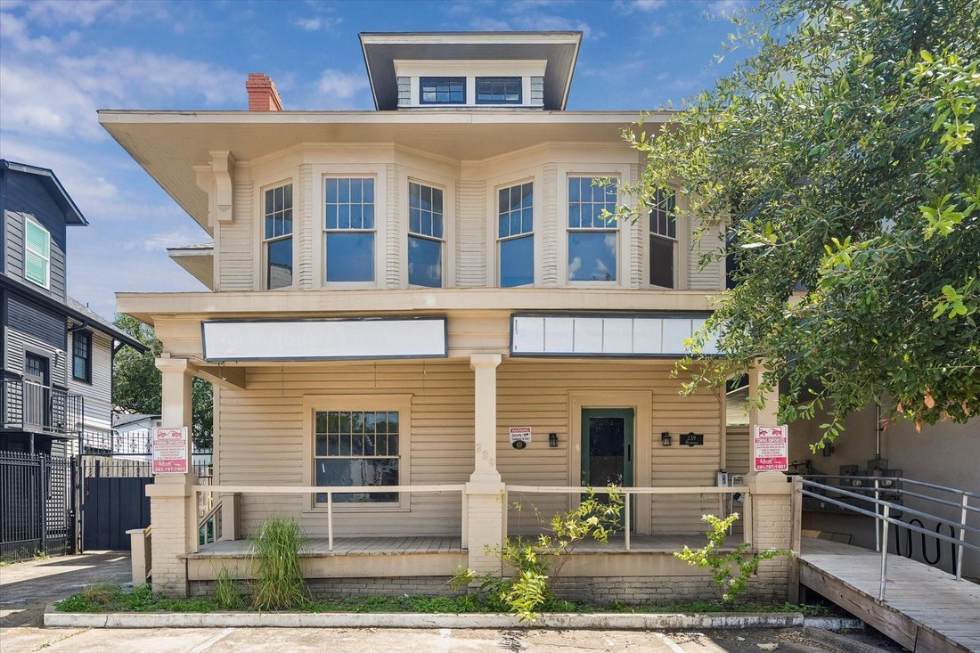 Houston, Texas, United States 5 - 18543422