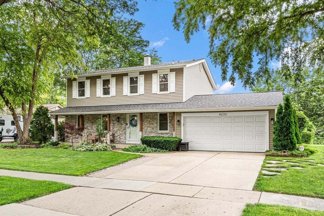 House in Hoffman Estates, Illinois, United States 2 - 18543030