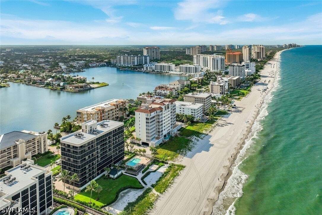 Condo in Naples, Florida, United States 2 - 17515259