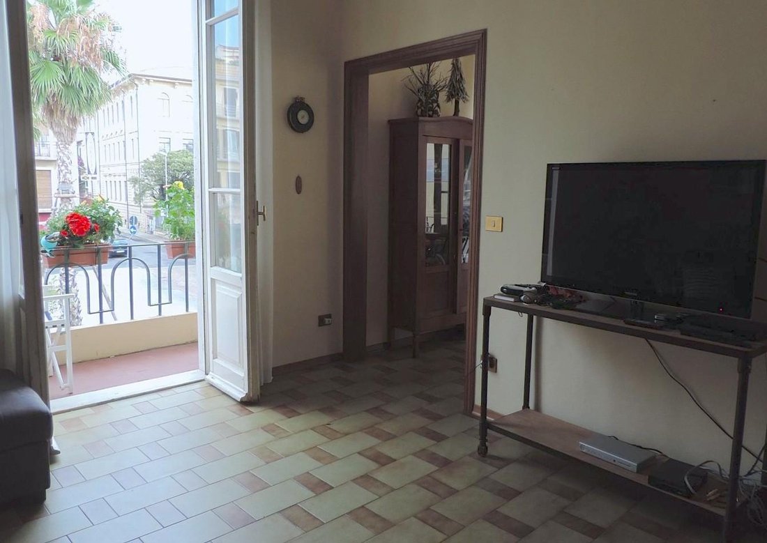 Apartment in Historic Center, Viareggio, Tuscany 4 - 18543039