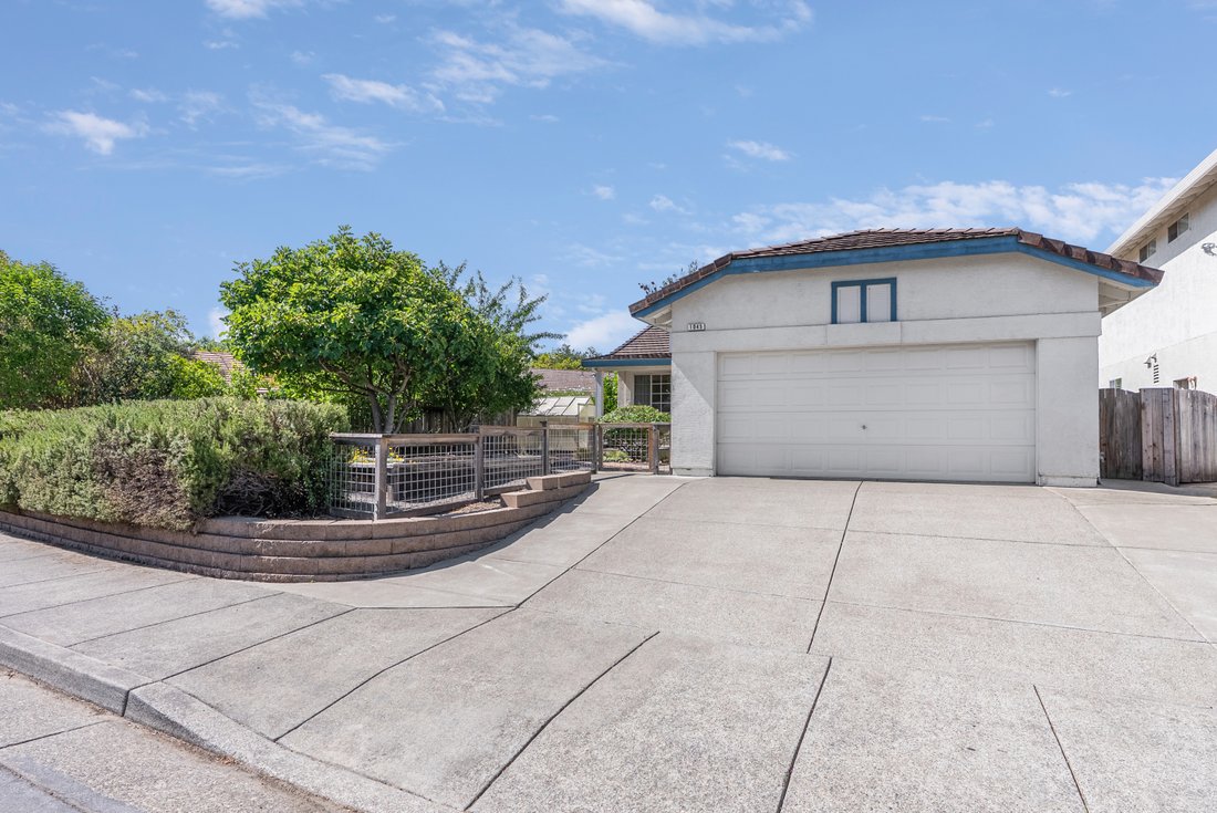 House in Windsor, California, United States 1 - 18543736