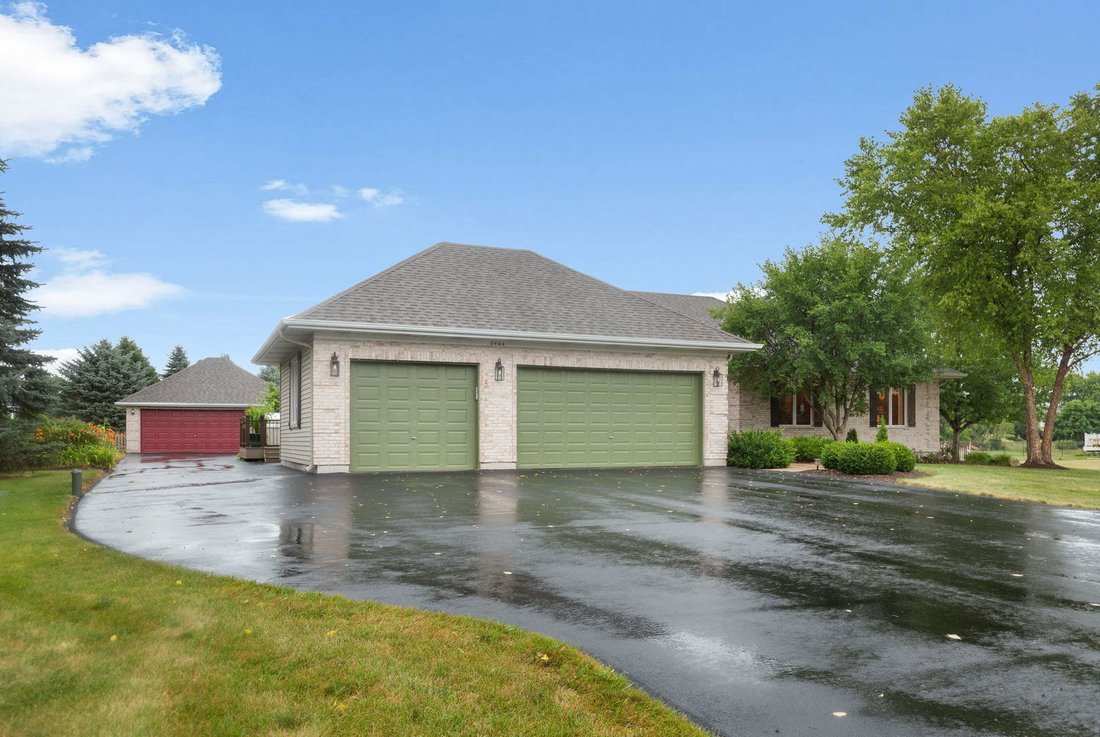 House in Fox Lake, Illinois, United States 2 - 18543008