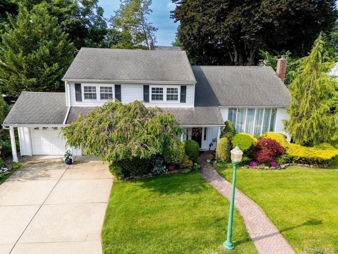 House in Rockville Centre, New York, United States 5 - 18544628