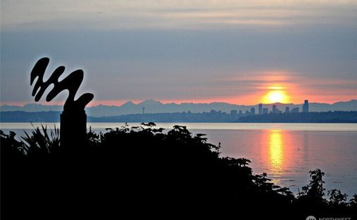 House in Port Orchard, Washington, United States 1