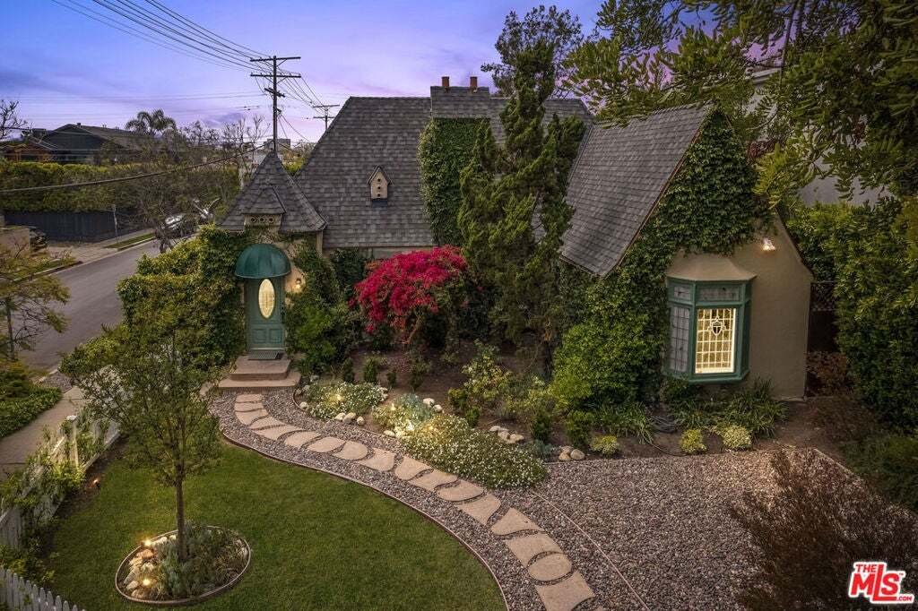 House in West Hollywood, California, United States 1 - 18542171