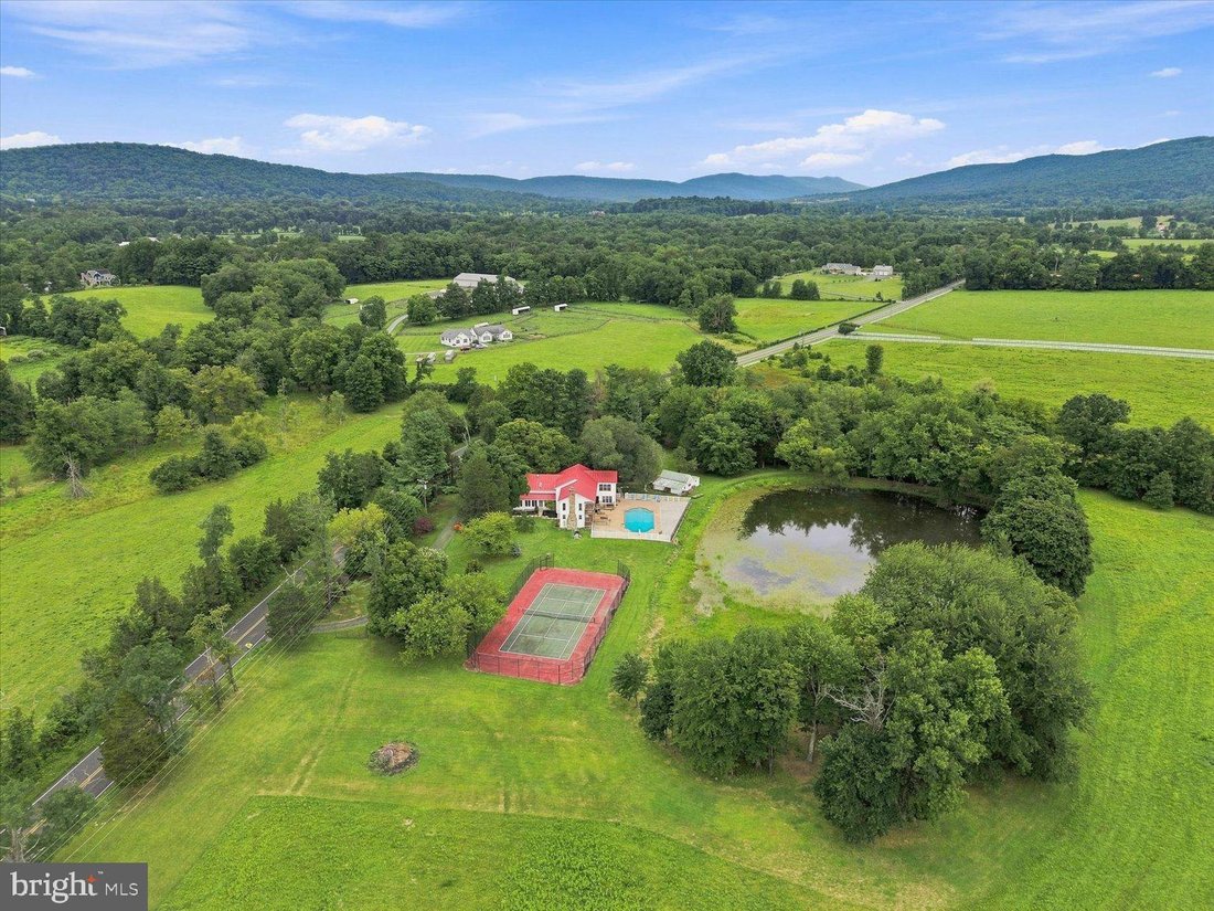 Purcellville, Virginia, United States 1 - 18544538