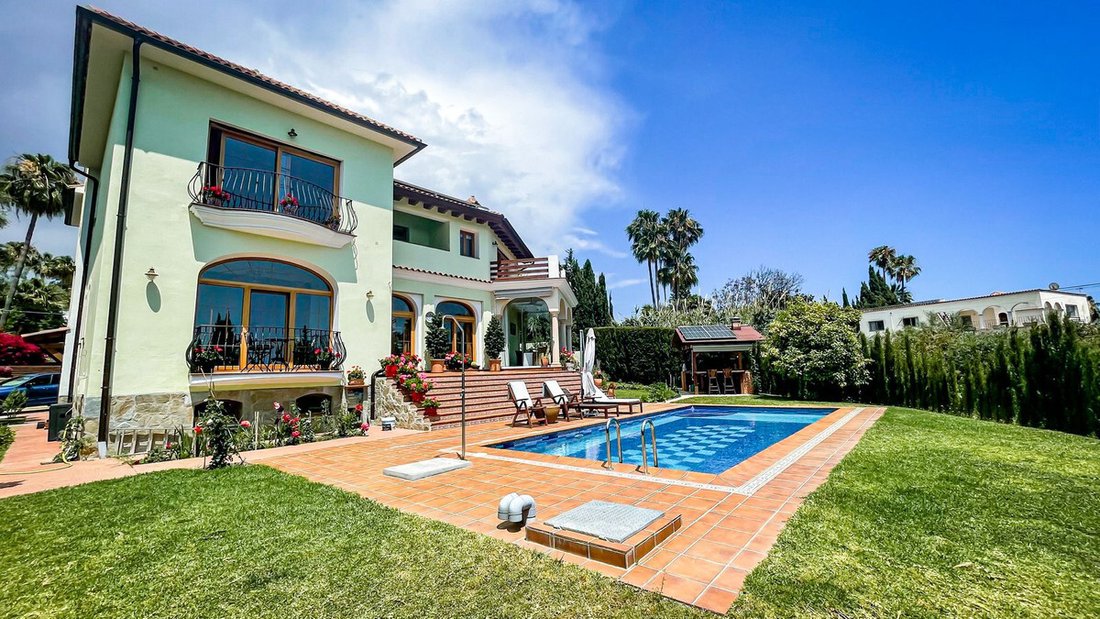 Villa in Marbella, Andalusia, Spain 2 - 18540129