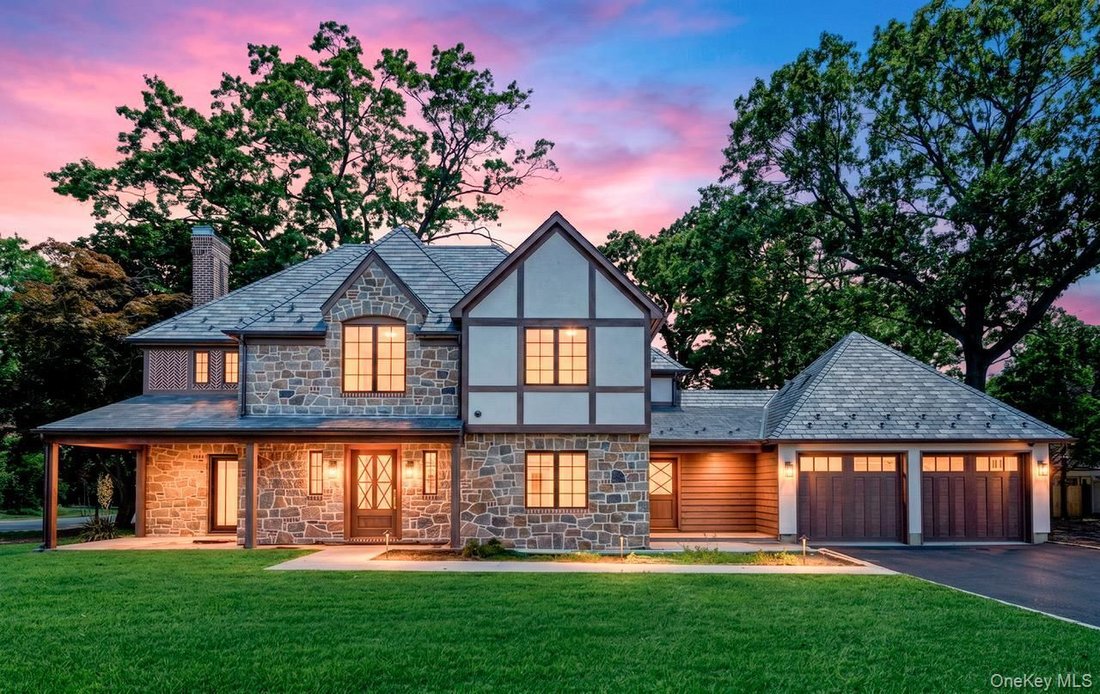 House in Rockville Centre, New York, United States 1 - 18544626