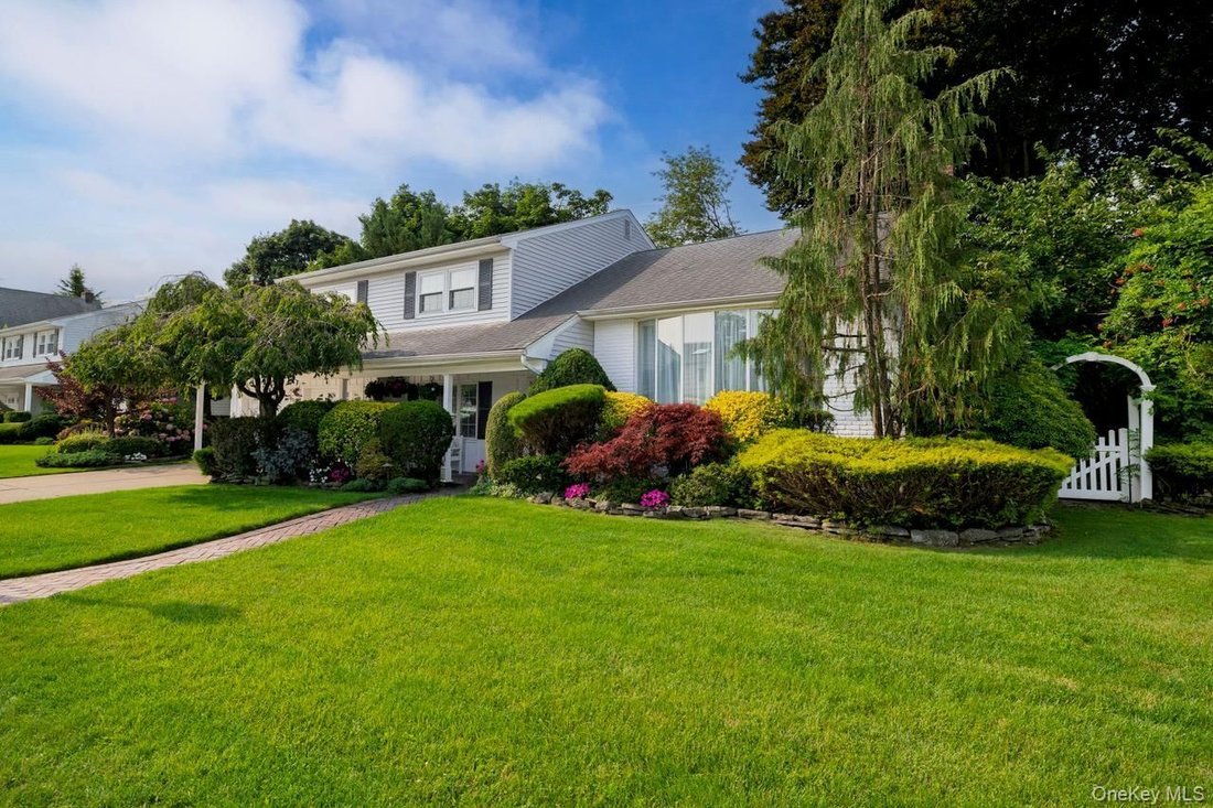 House in Rockville Centre, New York, United States 4 - 18544628