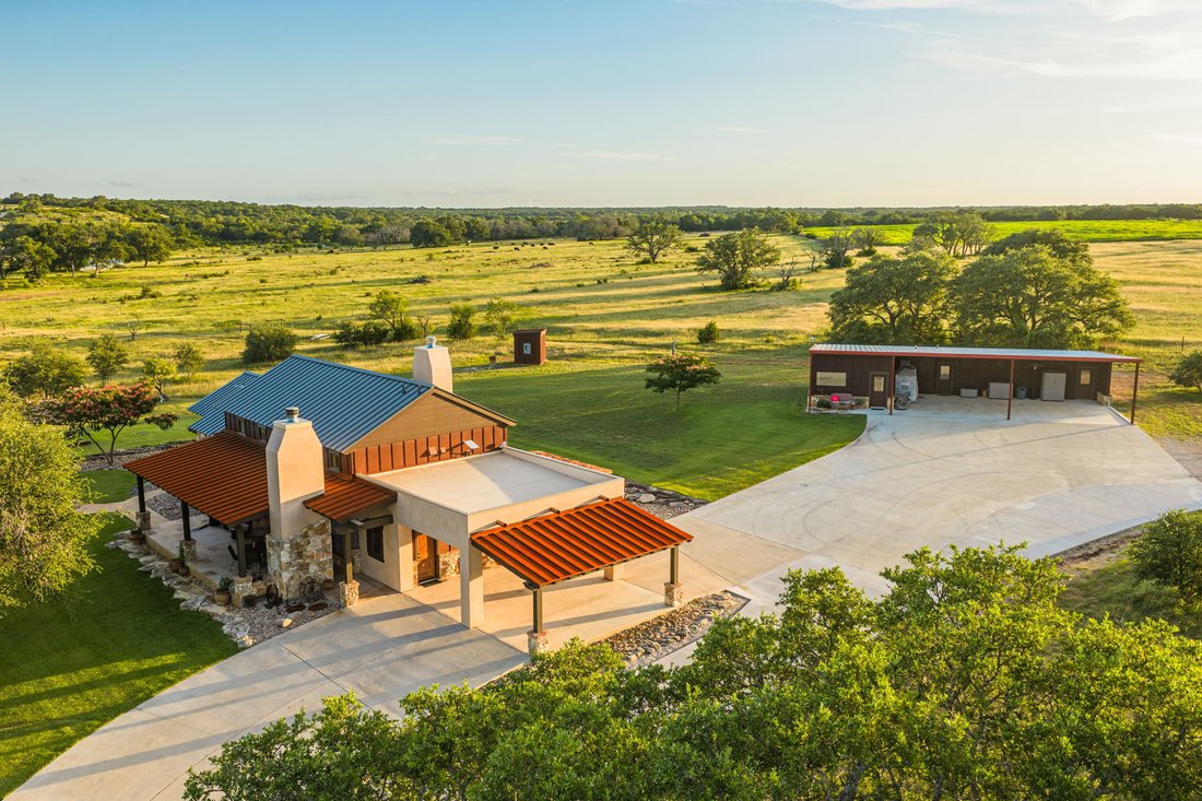 Azienda agricola a Bertram, Texas, Stati Uniti 1 - 18373374