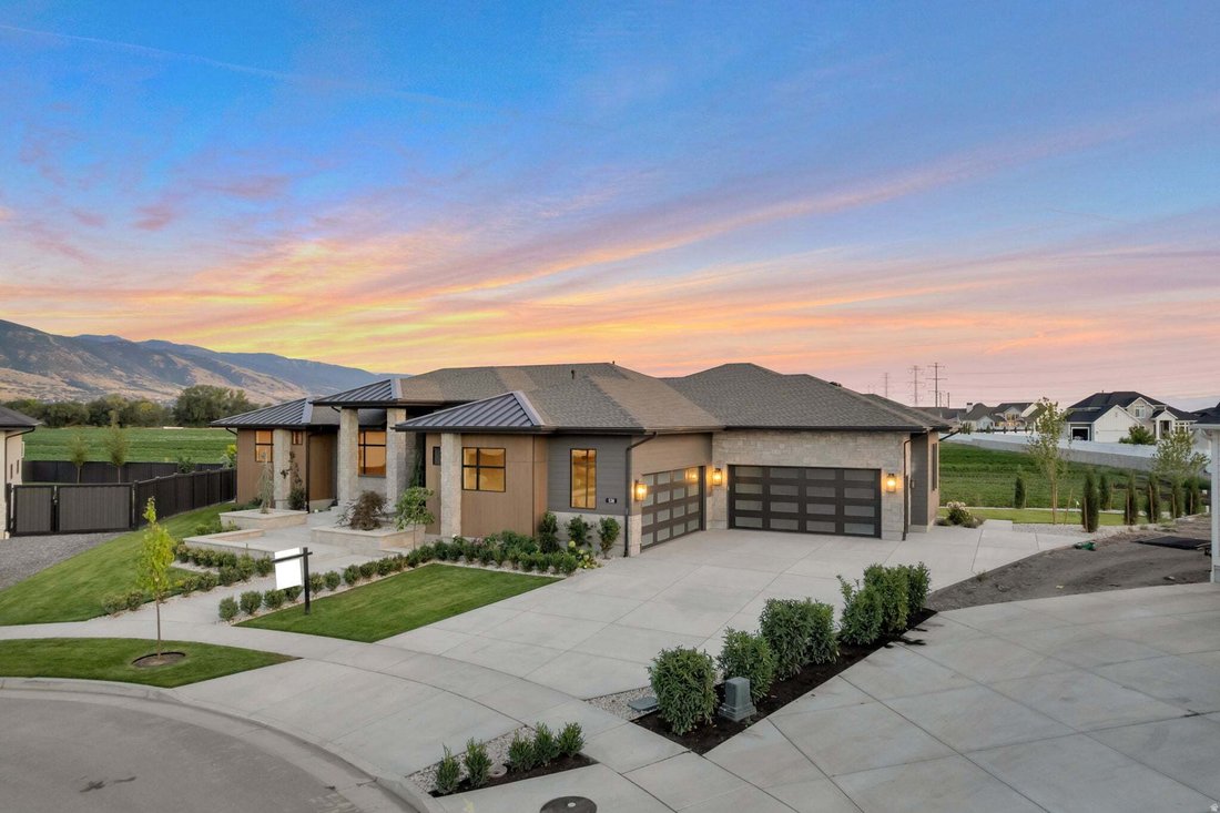 House in Farmington, Utah, United States 2 - 17601720