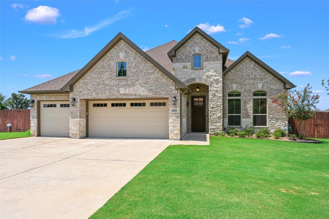 House in Wixon Valley, Texas, United States 1 - 18543432