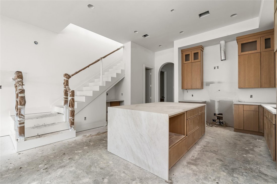 House in Houston, Texas, United States 5 - 18543480