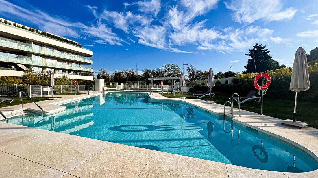 Apartment in San Pedro de Alcantara, Andalusia, Spain 1 - 18540110