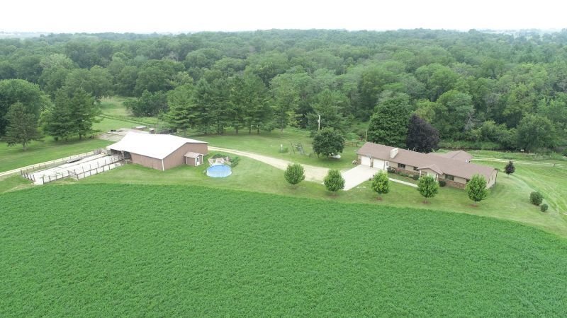 House in DeWitt, Iowa, United States 2 - 18540419