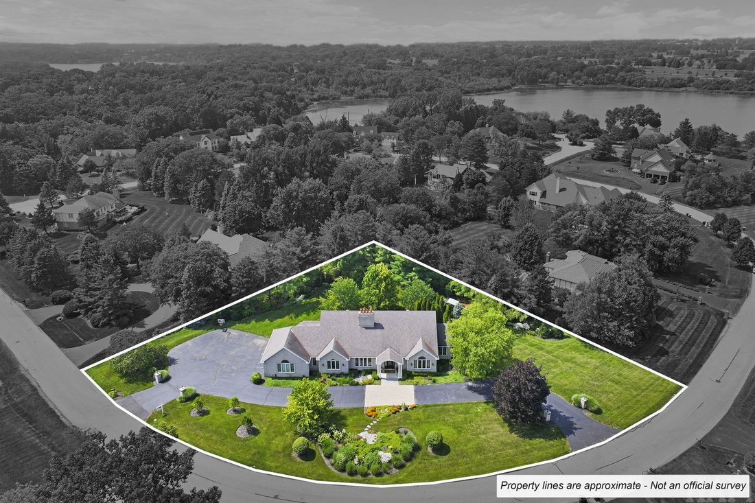 House in Mundelein, Illinois, United States 3 - 18540401