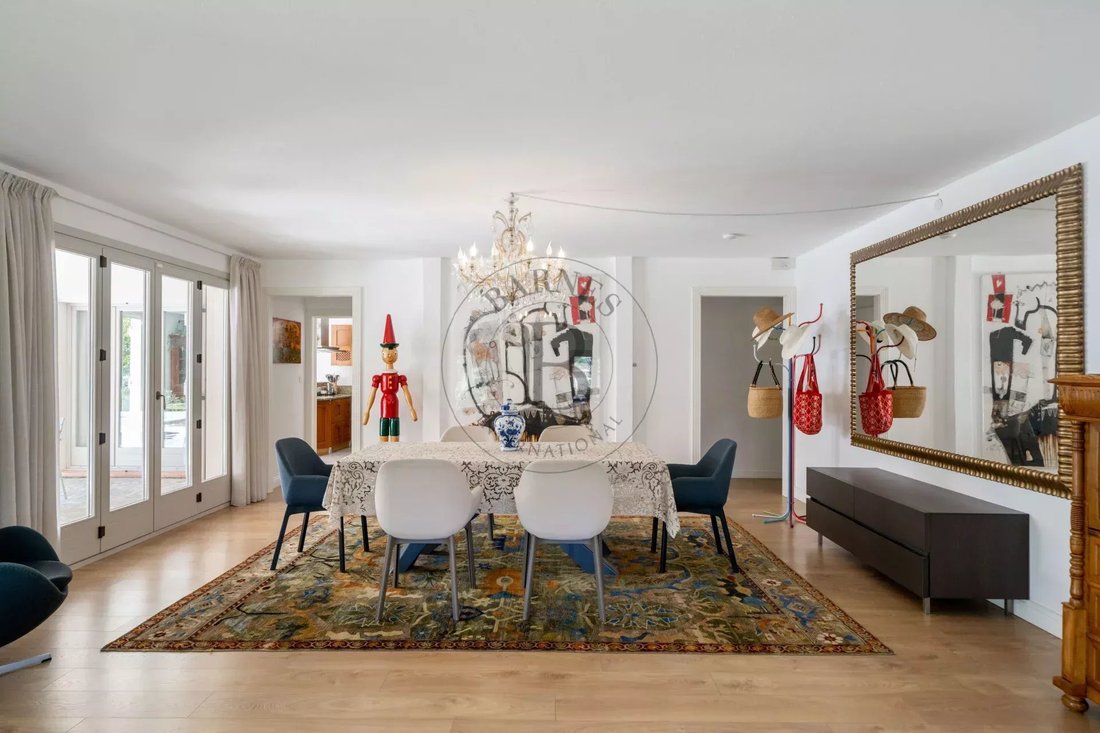 Villa in Mougins, Provence-Alpes-Côte d'Azur, France 3 - 17539908