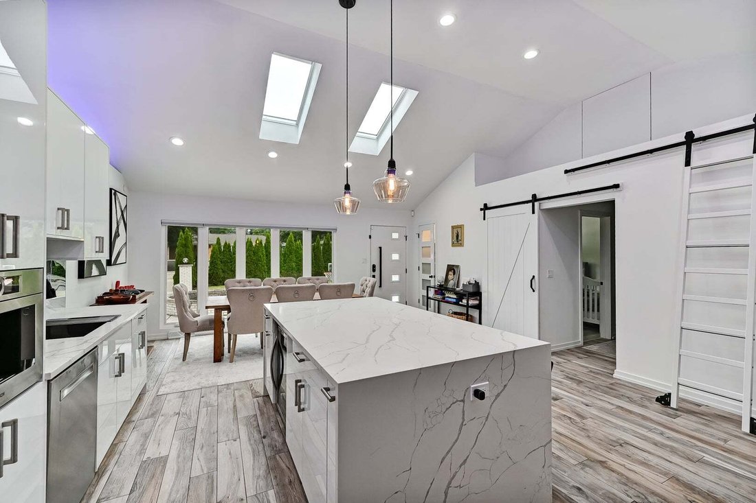 House in Burr Ridge, Illinois, United States 4 - 18543083