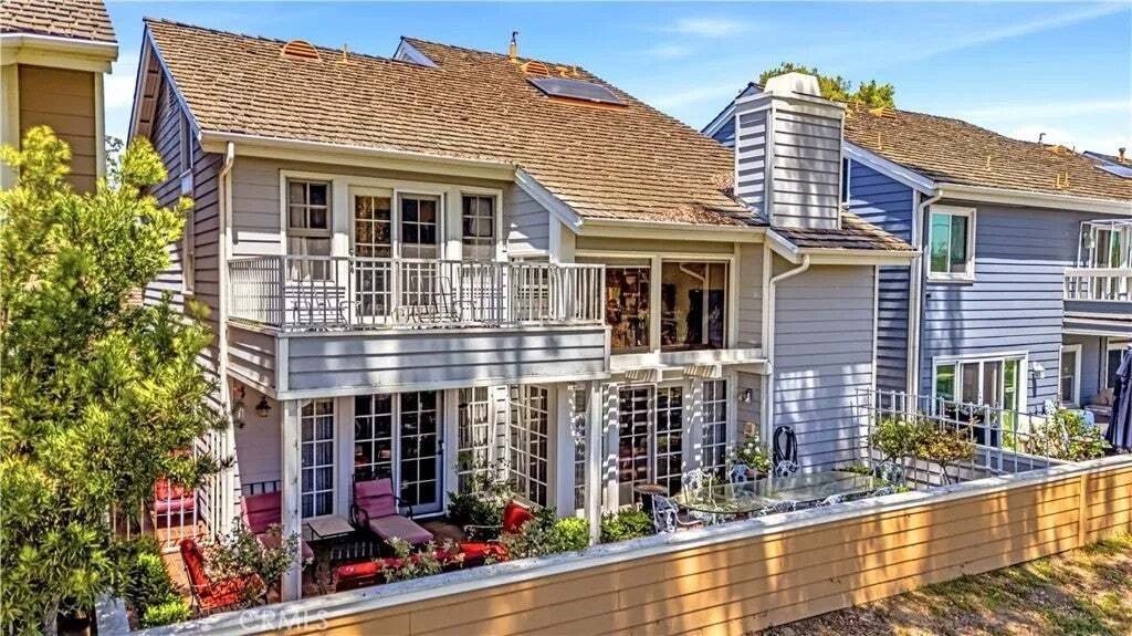 House in Signal Hill, California, United States 2 - 17683126