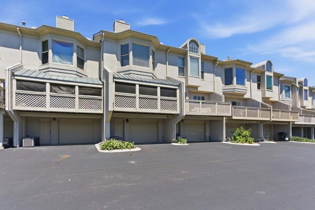 Townhouse in Forest Hills, Tennessee, United States 1 - 18540521