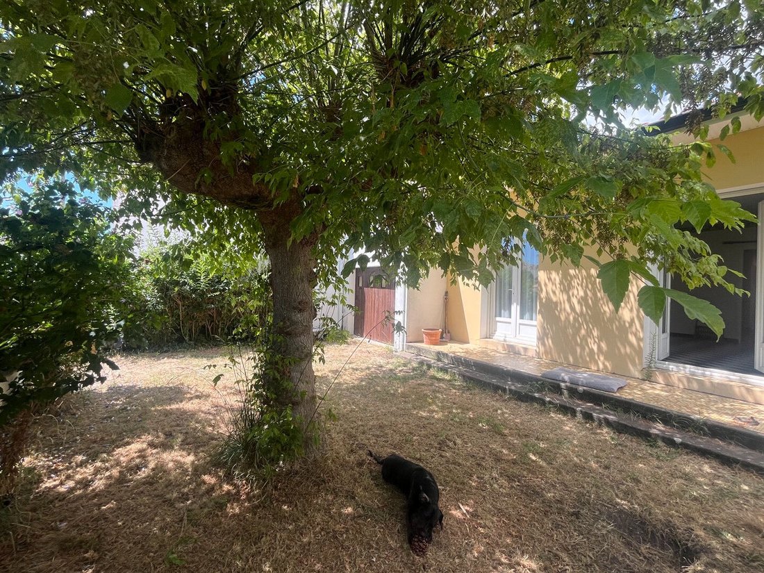 Villa in France 2 - 18544177