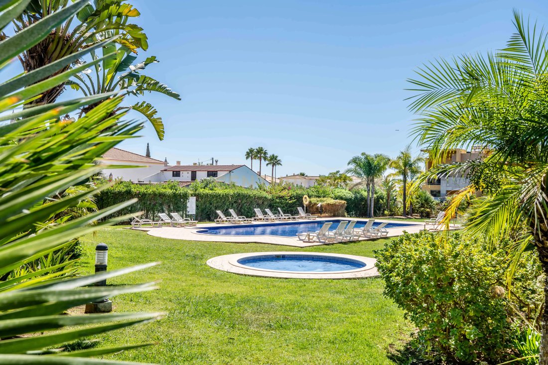 Villa in Ferreiras, Algarve, Portugal 3 - 18544031