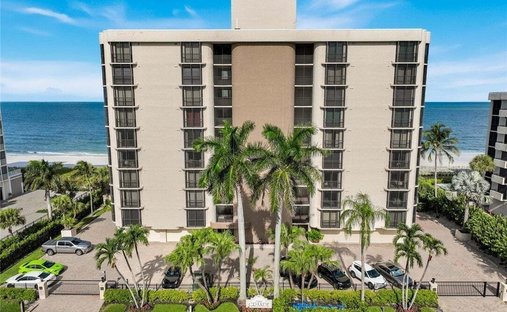 Condo in Naples, Florida, United States 1