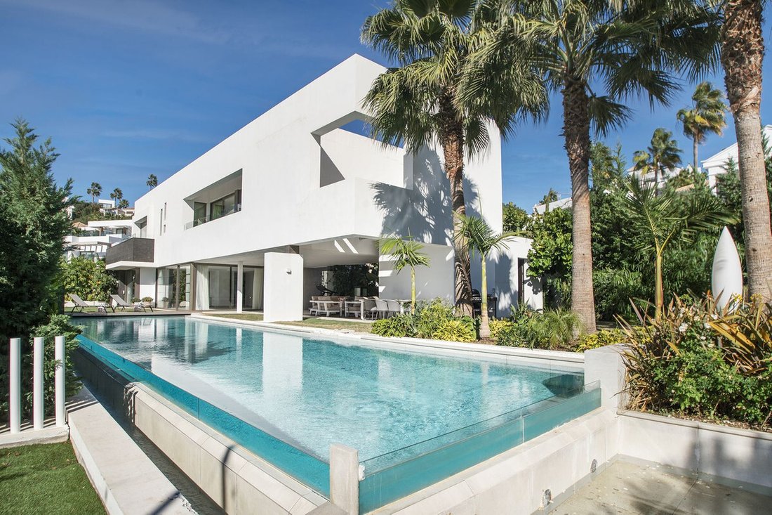 Villa in Benahavis, Andalusia, Spain 1 - 18540287
