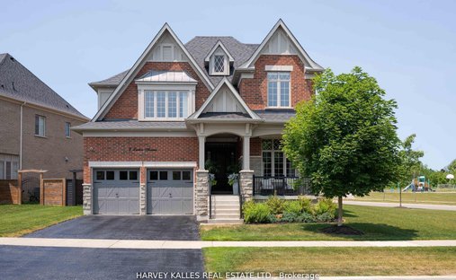 House in King, Ontario, Canada 1