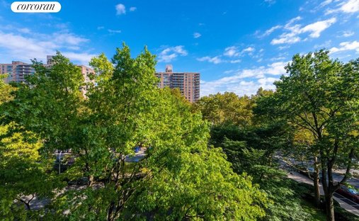 Condo in New York, New York, United States 1
