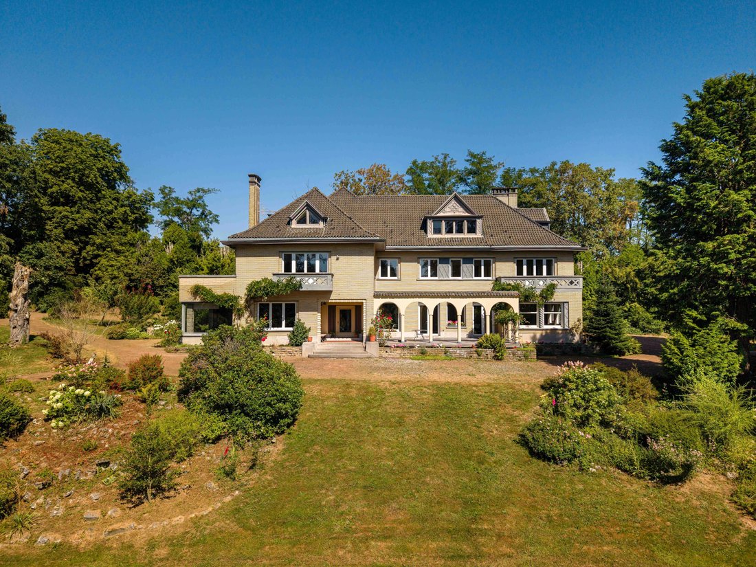 Estate in Ittre, Wallonia, Belgium 1 - 16765560