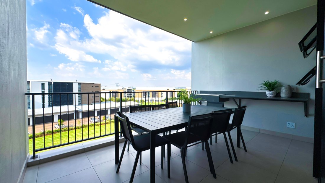 Apartment in Midstream Estate, Olifantsfontein 410-JR, Gauteng 2 - 18539564