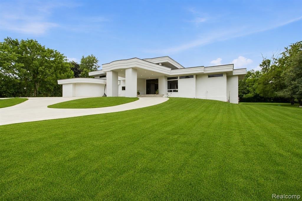 House in Beverly Hills, Michigan, United States 2 - 18542482