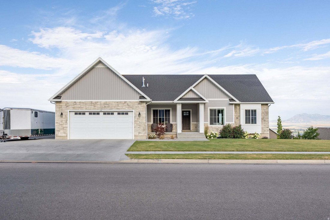 House in Hyde Park, Utah, United States 2 - 18542387