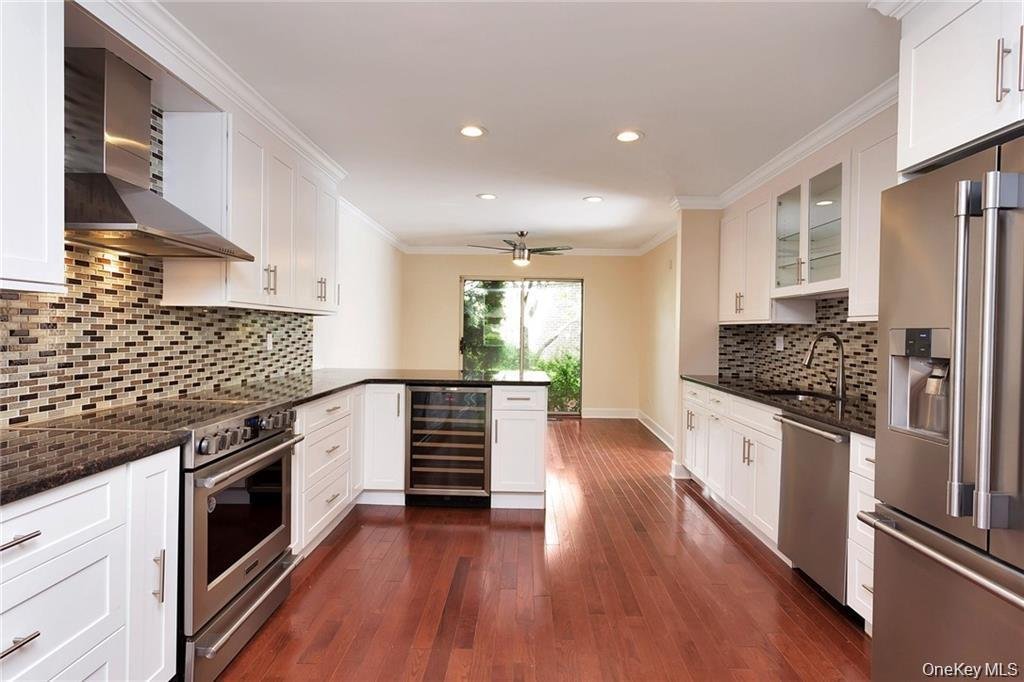House in Eastchester, New York, United States 1 - 18540820