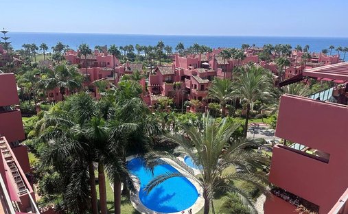 Attico a Gualdalmansa, Estepona, Andalusia 1