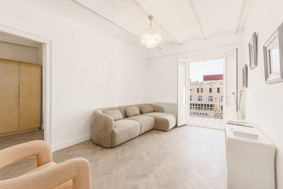 Apartment in Eixample, Barcelona, Spain 1 - 18540159