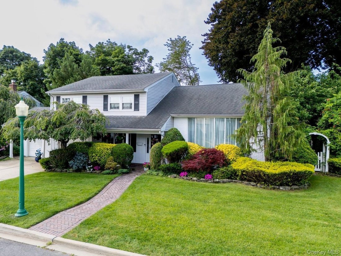 House in Rockville Centre, New York, United States 1 - 18544628