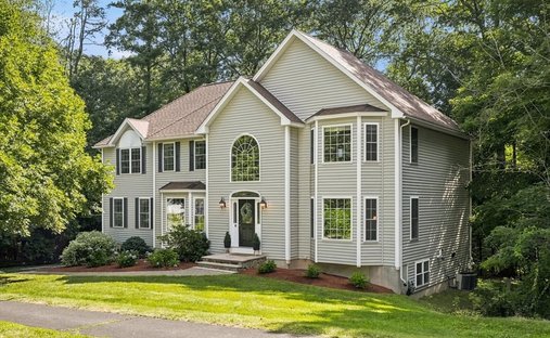 House in Georgetown, Massachusetts, United States 1