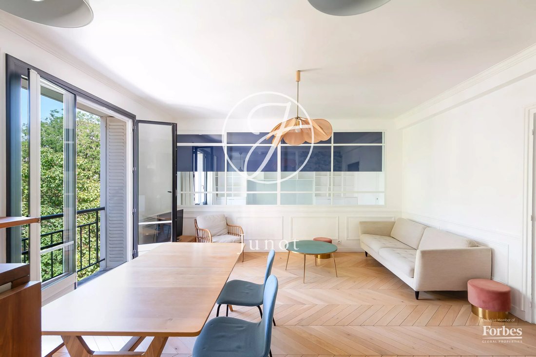 Apartment in Grandes Carrières-Clichy, Paris 18e Arrondissement, Paris 2 - 18005103