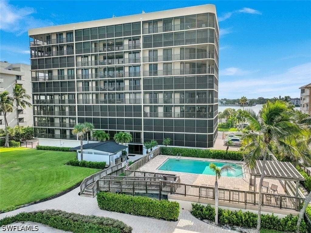 Condo in Naples, Florida, United States 4 - 17515259